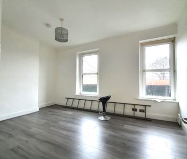 £950 PCM, Spacious Newly Refurbished One Bedroom First Floor Flat i... - Photo 6