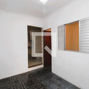 Casa para alugar com 100m², 4 quartos e sem vaga - Foto 1