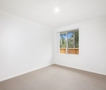 Light-Filled With Multiple Living Areas - Photo 2