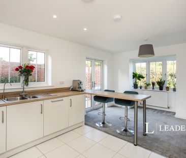 3 bedroom detached to rent Seladine Gardens, Coxheath - Photo 6