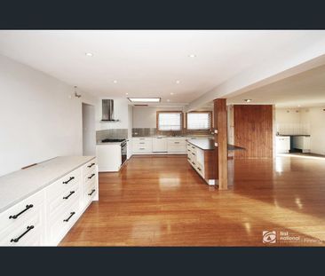 13 Highview Avenue, Cranbourne, Vic 3977 - Photo 1