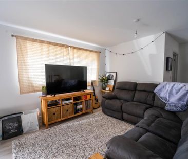 Kings Row, Honiton - Photo 3