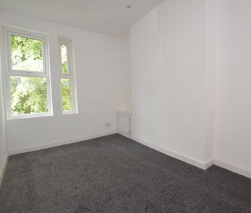 2 Bedroom Flat - Photo 3