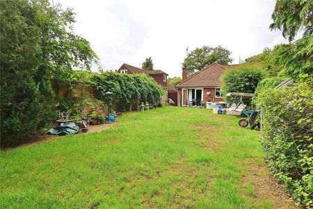 Potters Lane, Send, Woking, Surrey, GU23 - Photo 5