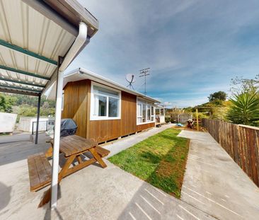 Paraparaumu - 2 Bedrooms - Photo 3