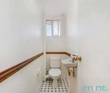 Spacious and well-maintained 2-bedroom unit in Roselands - Photo 5