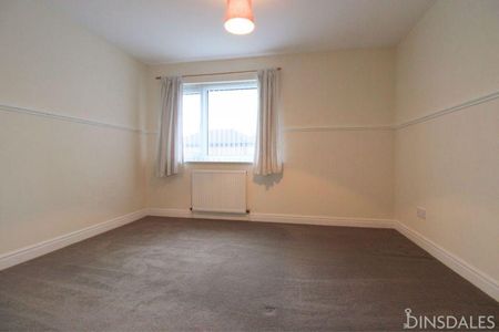 2 bedroom semi-detached house to rent - Photo 3