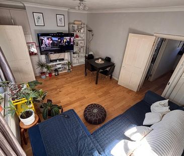3 Bed Terraced House, Kenya Road, SE7 - Photo 3