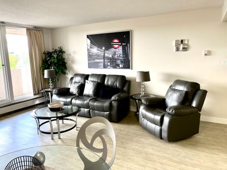 305, 4902-37 Street, Red Deer, AB - Photo 4