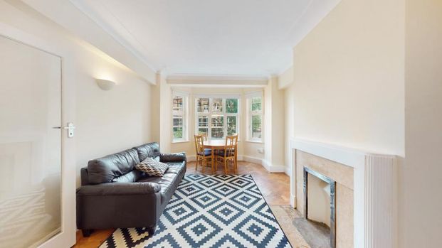 Modern Apartment - Photo 1