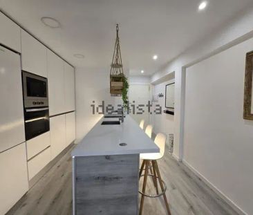 Alquiler de piso en Calle Carlos Valverde - Photo 1