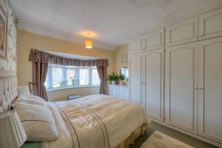 3 Bed Semi-Detached House, Queensgate Drive Birstall, LE4 - Photo 2