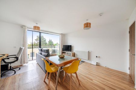 1 bedroom flat to rent - Photo 3