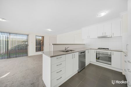 10/141 Macfarlane Burnet Avenue, Macgregor ACT, Belconnen - Photo 5