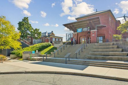 For Lease - 15 Carnation Avenue Unit# 2nd Level, Toronto, Ontario - Photo 5