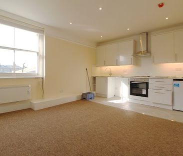 Belgrave Place, Kemp Town, BN2 1EL - Photo 5