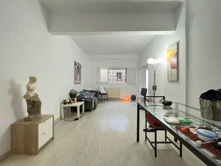 Barcelona - Photo 4