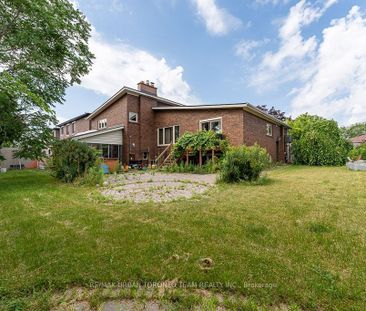 For Lease - 35 Brumwell Street, Toronto, Ontario - Photo 4