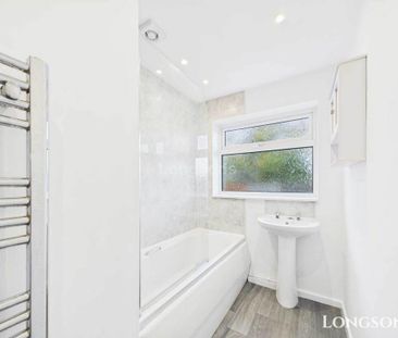3 bedroom detached bungalow to rent - Photo 5
