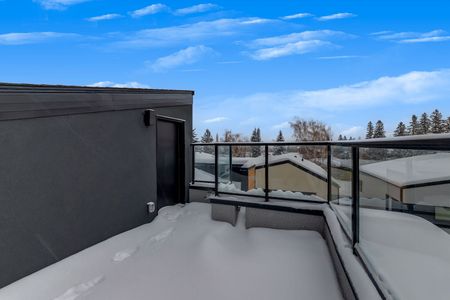 2015 22 Street Southwest, Calgary - Photo 4