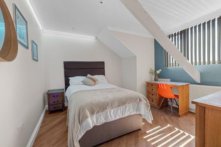 3 bedroom apartment to rent - Photo 4