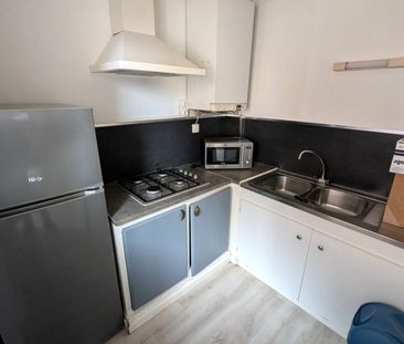 Location Appartement 2 pièces 32m² - Photo 5