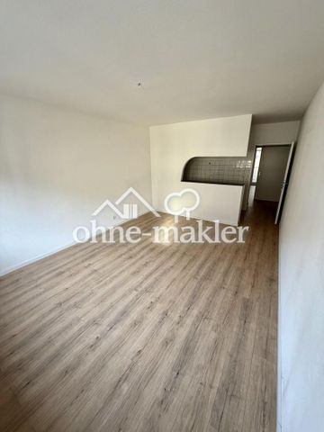 Helle, renovierte 2-Zimmer-Wohnung mit Balkon in Wuppertal-Barmen 45 m² - Photo 3