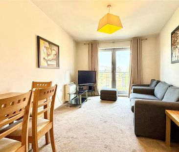 2 bedroom flat to rent - Photo 3