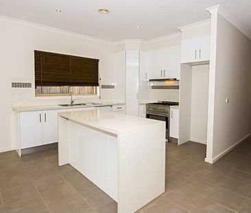 6 Woodstock Drive, Doreen - Photo 6