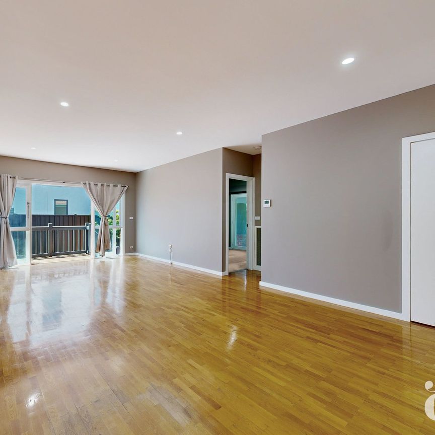 1/11-13 Station Avenue, Mckinnon - Photo 1