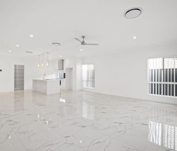 193 Belvedere Drive, Spring Mountain, Qld 4300 - Photo 5