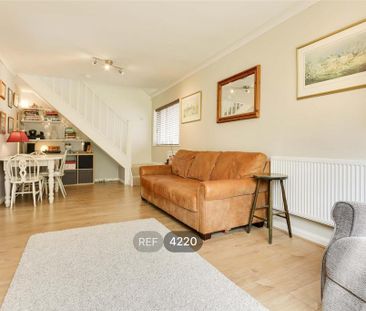 4 bedroom detached bungalow to rent - Photo 1