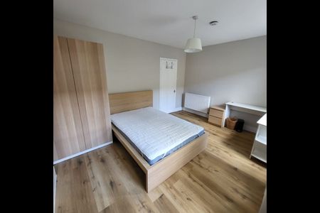 4 Bed Terraced House, Henshaw Street, SE17 - Photo 4