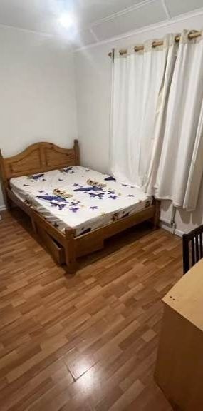 Room in a Shared House, The Roundway, N17 - Photo 2