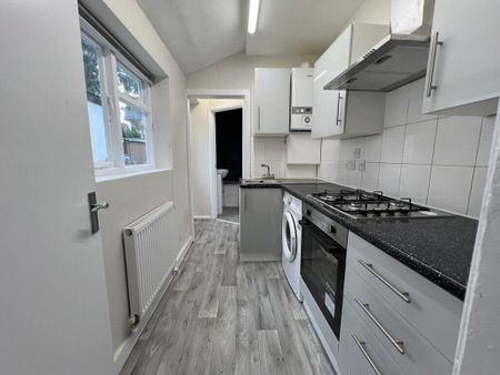 3 bedroom house to rent - Photo 2