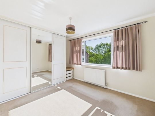 Plantation Road, Amersham, Buckinghamshire,HP6 - Photo 1