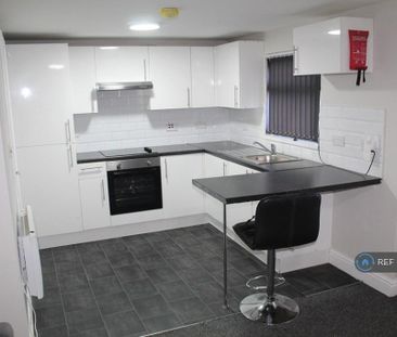 1 bedroom flat to rent - Photo 6