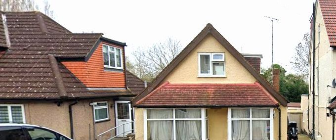 4 Bed Bungalow, Brooke Avenue, HA2 - Photo 1