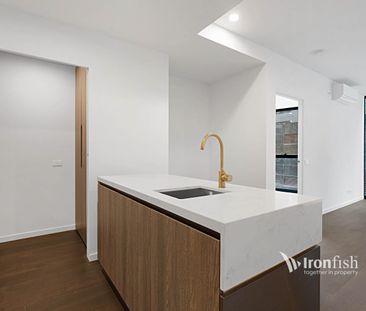 Stylish 2-Bedroom UNO Apartment Prime Location! - Photo 3