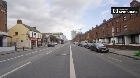 Modern 2-bedroom apartment for rent in Grand Canal Dock - Photo 5