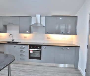 2 bedroom apartment to rent - Photo 6