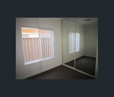 EXECUTIVE VILLA - Photo 3