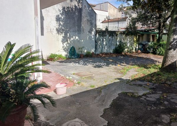 Via Giuseppe Zanardelli, Viareggio, Tuscany 55049