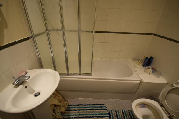 5 bedroom house to rent - Photo 1