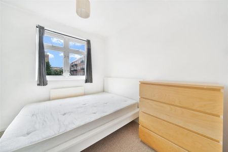 4 bedroom maisonette to rent - Photo 3