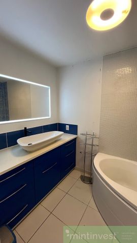 Przecław, 6pok., 2 piwnice, balkon - Zdjęcie 5