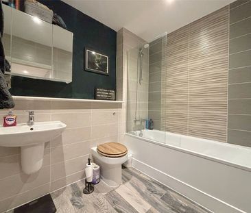 Farnborough Road, Farnborough, Hampshire, GU14 - Photo 5