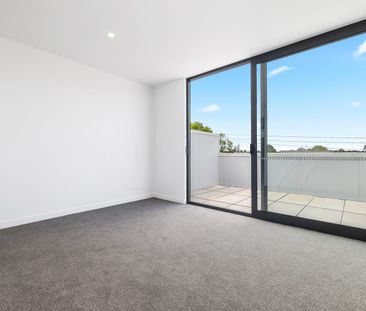 Luxury Three-Storey Townhouse in the Heart of McKinnon Secondary Co... - Photo 2