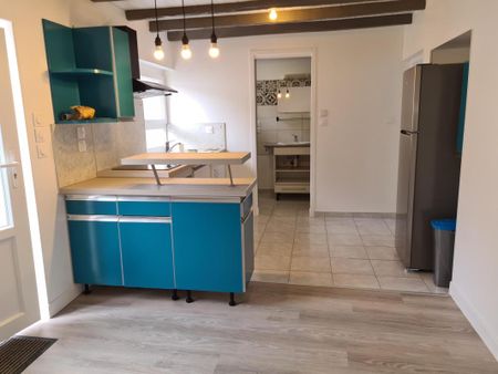 Location Appartement 2 pièces 48m² LE CREUSOT 71200 - Photo 5
