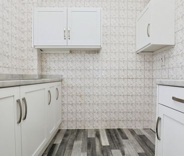 2 bedroom retirement property to rent - Photo 5